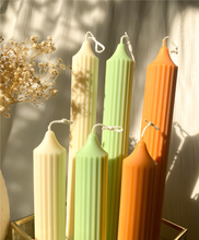 Afbeelding in Gallery-weergave laden, Vegan-ribbel-kaars-geribbeld