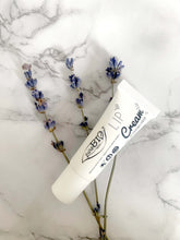 Afbeelding in Gallery-weergave laden, lavendel en tubetje op marmer